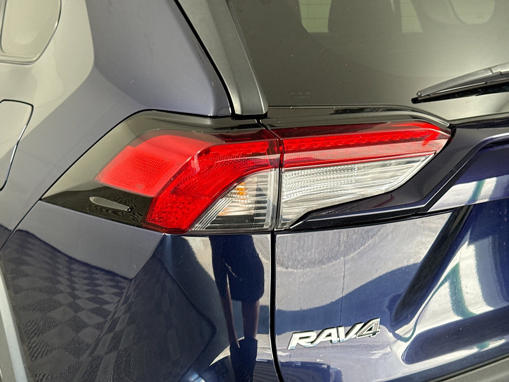 Used 2022 Toyota RAV4 XLE image 36