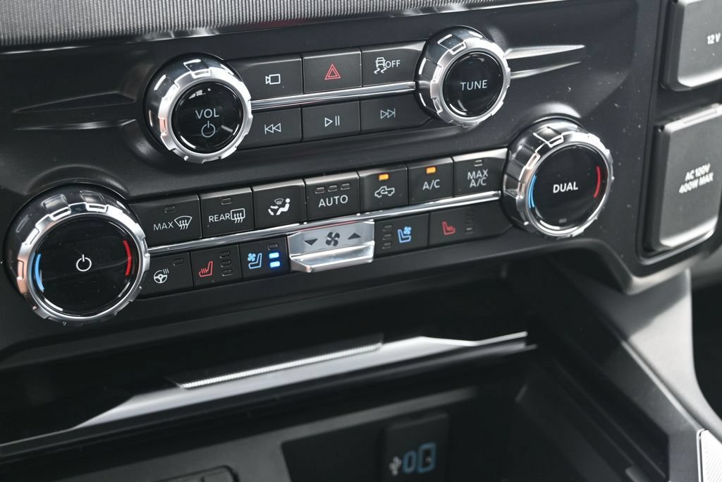 New 2026 Ford F350 Platinum AWD/4WD image 32