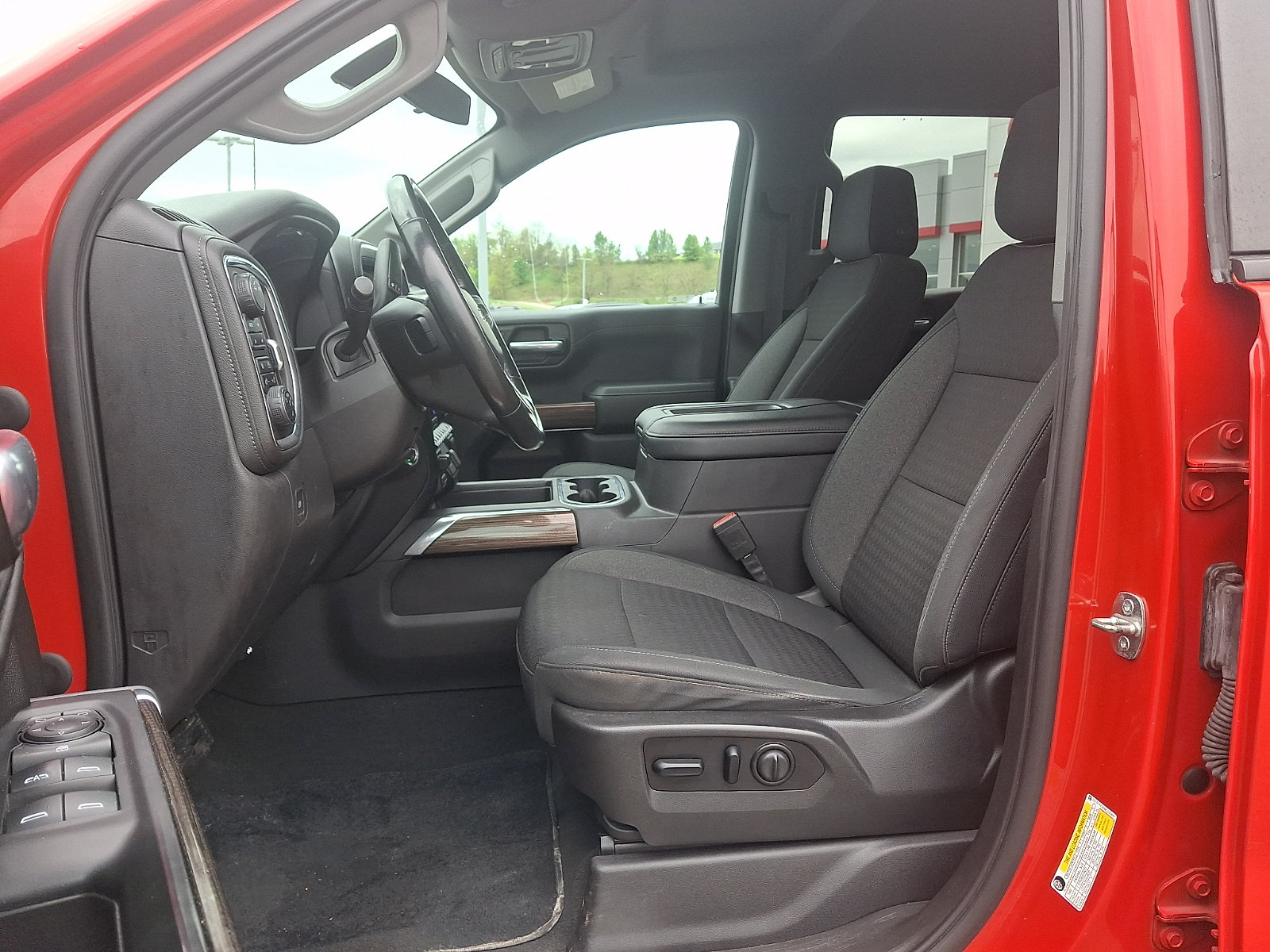 Used 2021 Chevrolet Silverado 1500 LT Trail Boss w/ Safety Package AWD/4WD image 14