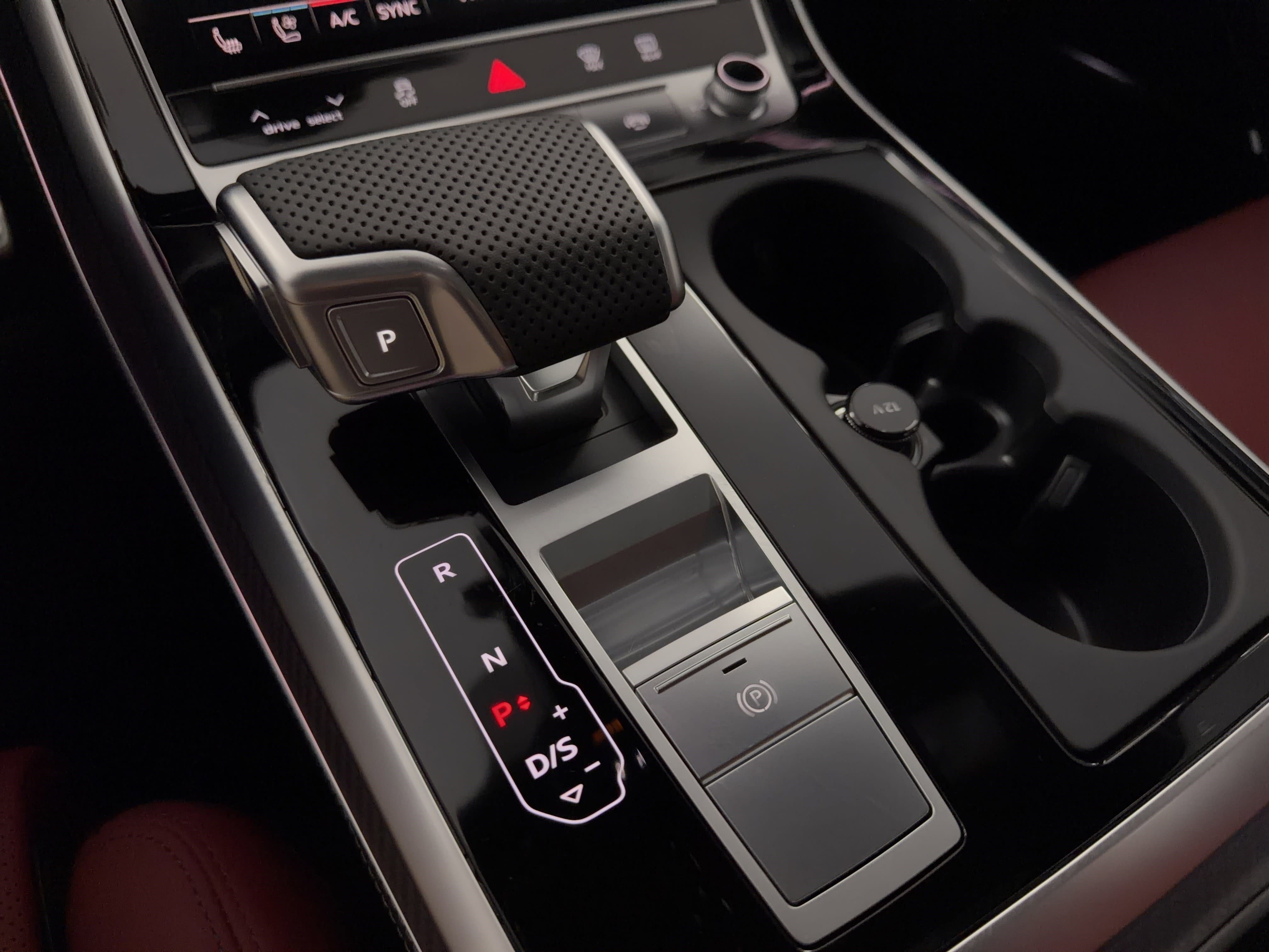 New 2026 Audi SQ7 Prestige AWD/4WD image 25