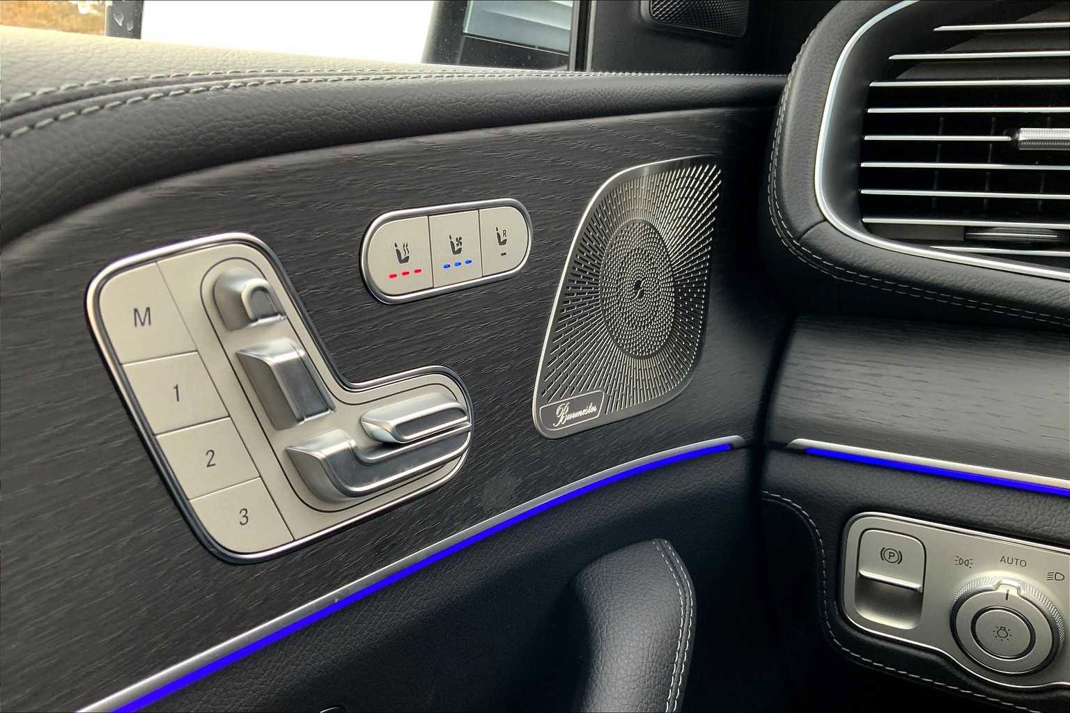 Certified 2025 Mercedes-Benz GLE 450e 4MATIC image 24