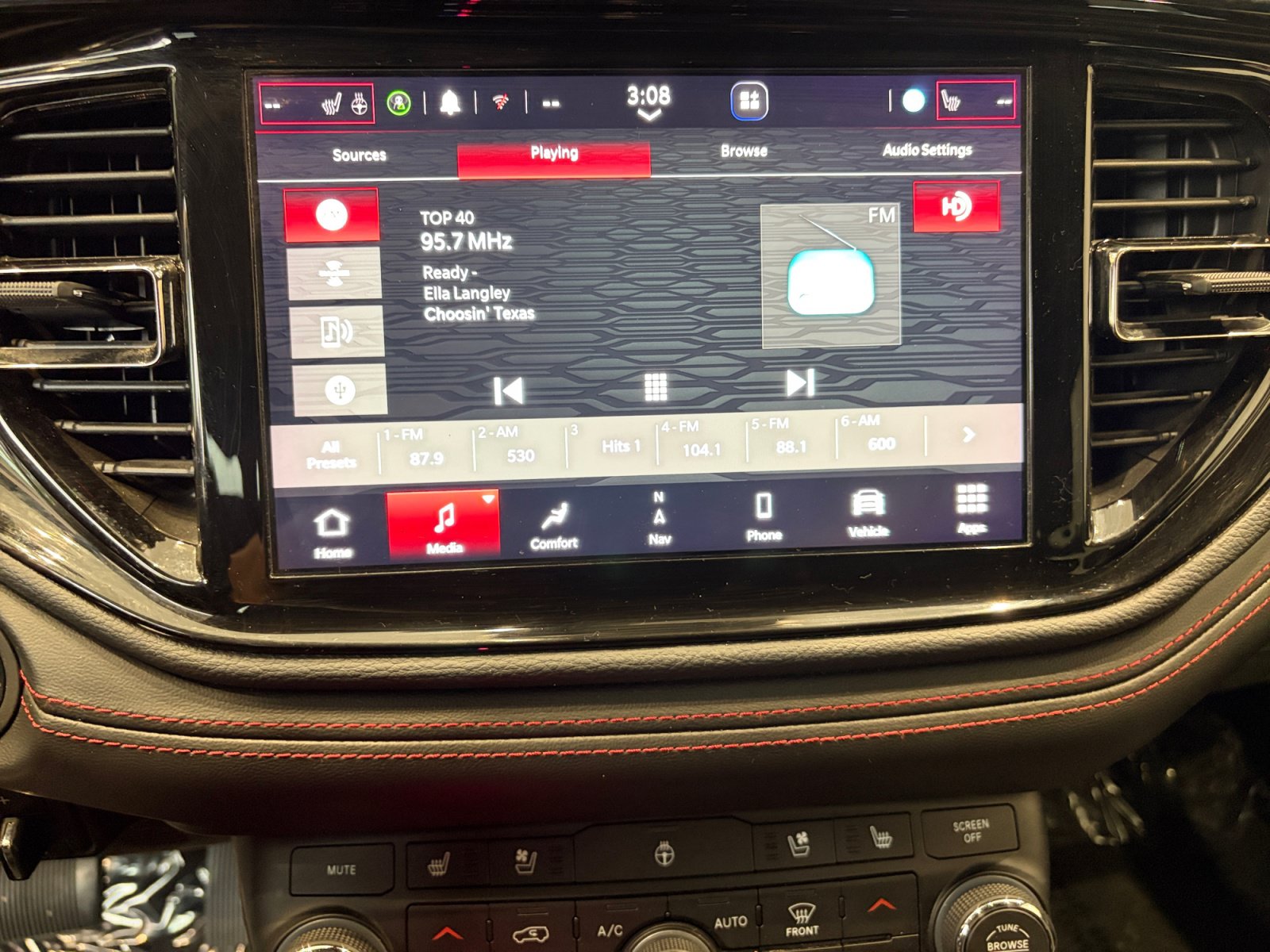 Used 2023 Dodge Durango GT AWD/4WD image 22
