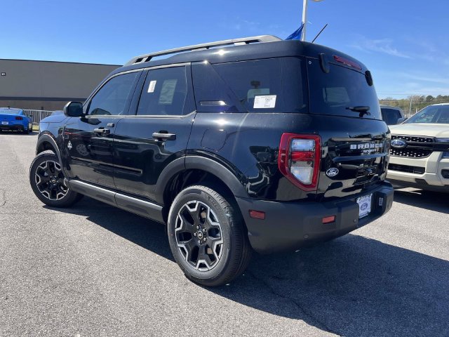 New 2026 Ford Bronco Sport Outer Banks AWD/4WD image 4