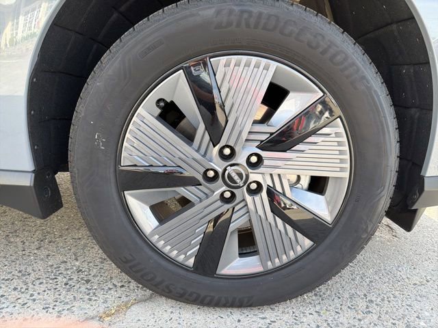 Certified 2025 Nissan Murano SL w/ Cargo Package AWD/4WD image 17