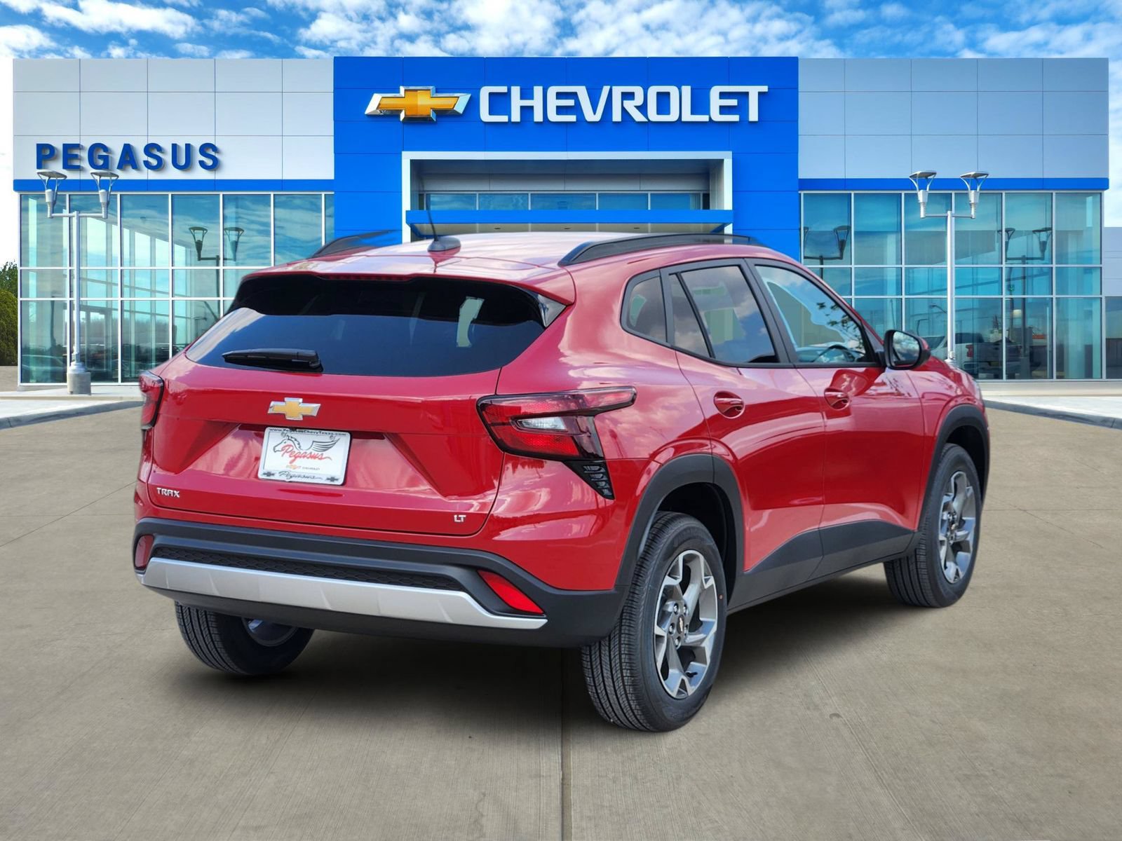 New 2026 Chevrolet Trax LT w/ LT Convenience Package FWD image 5