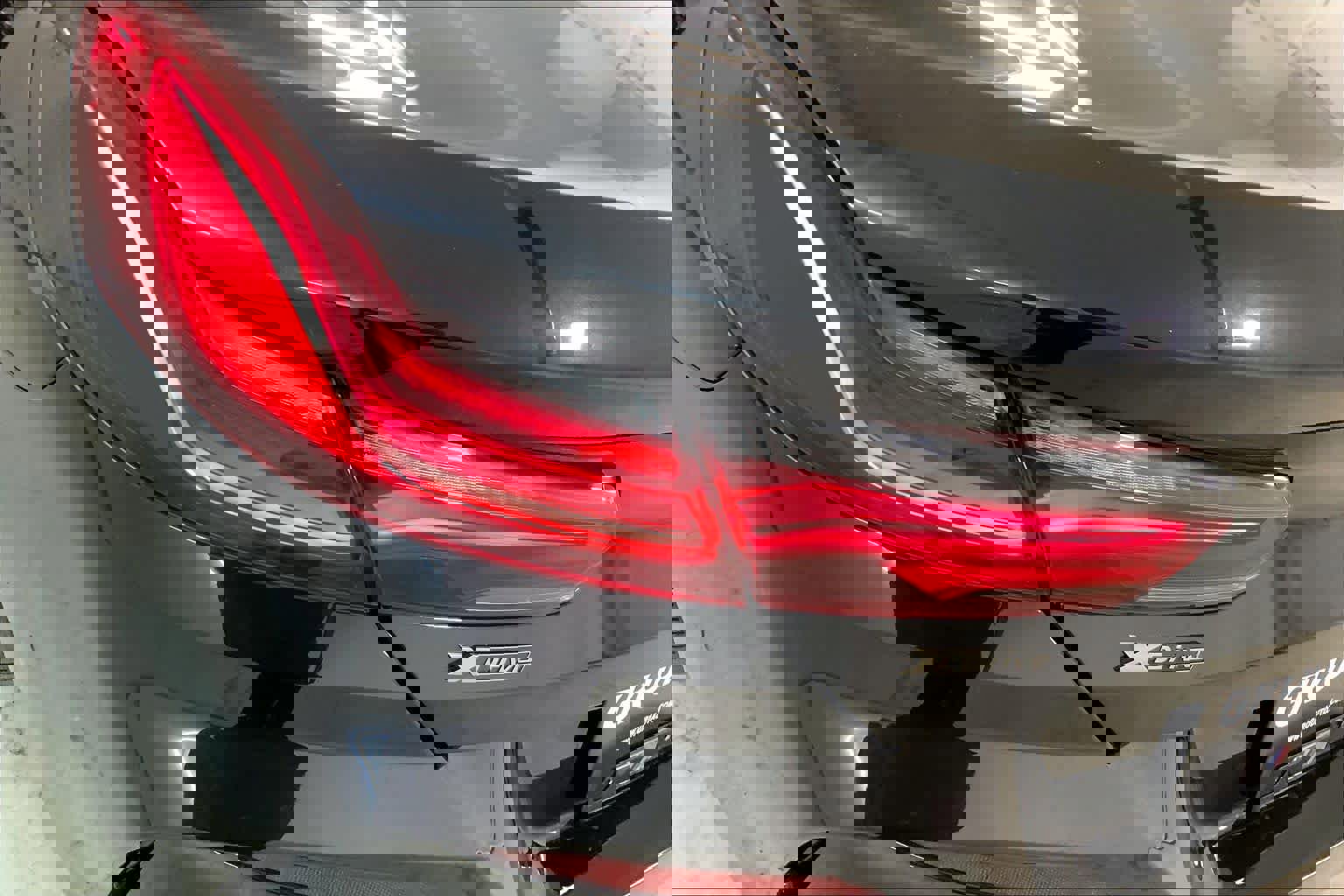 Used 2022 BMW M850i xDrive Convertible image 28