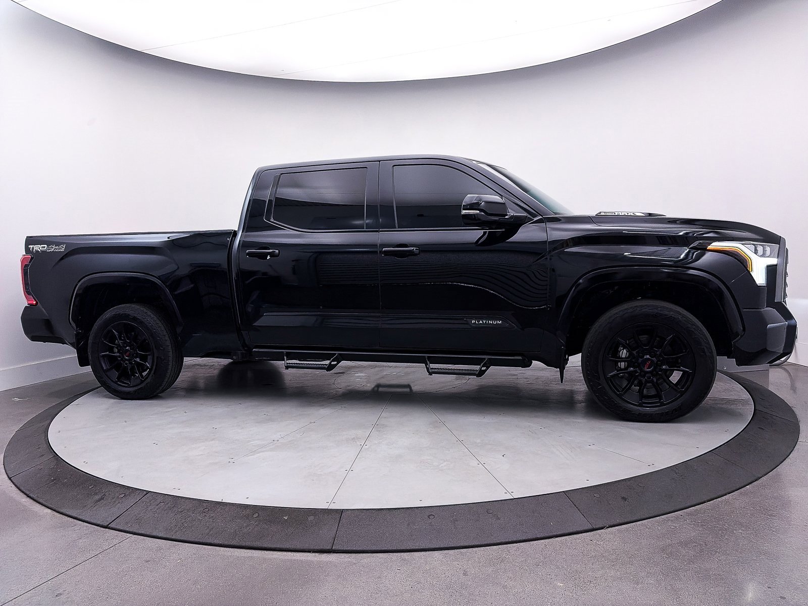 Used 2024 Toyota Tundra Platinum w/ TRD Off-Road Package image 43