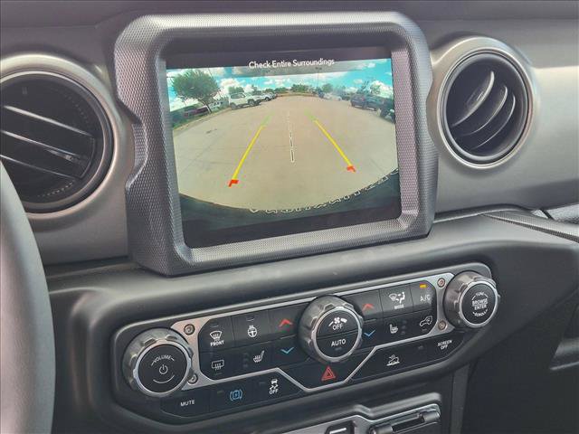 Used 2023 Jeep Wrangler Unlimited w/ Cold Weather Group AWD/4WD image 12