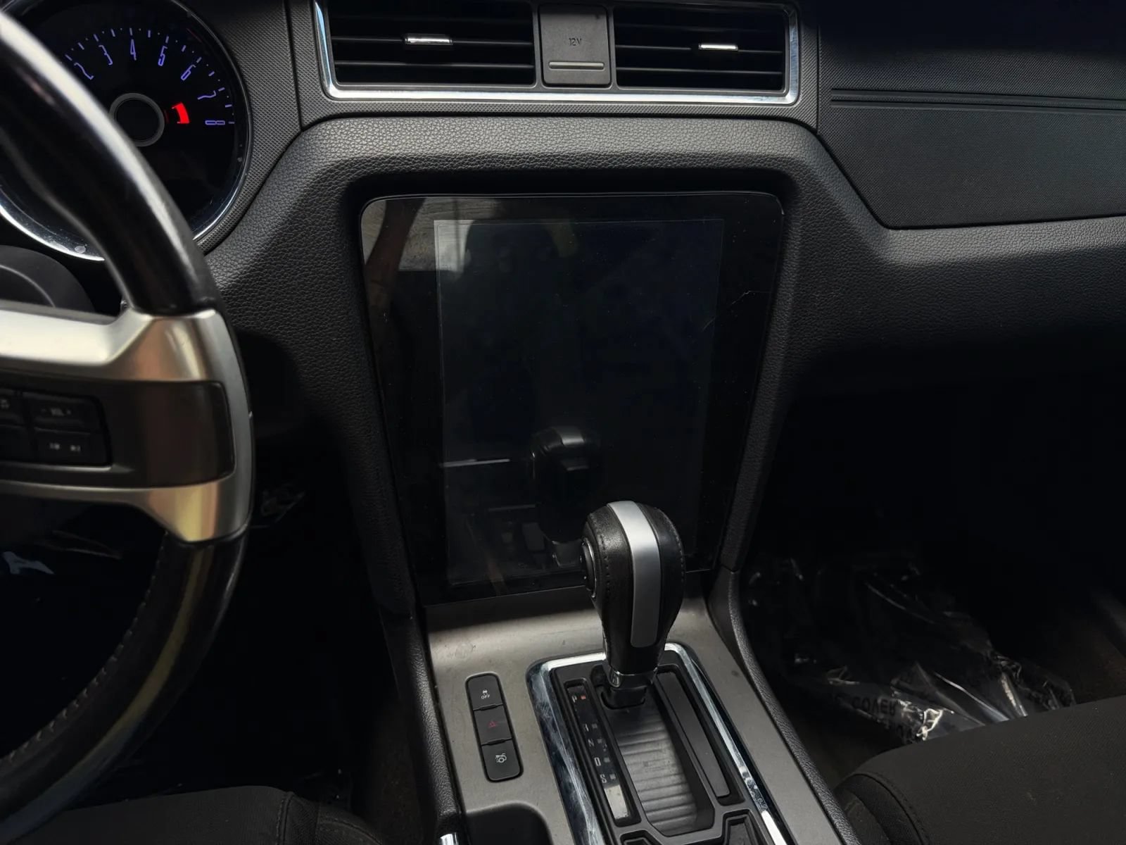 Used 2014 Ford Mustang Convertible RWD image 21