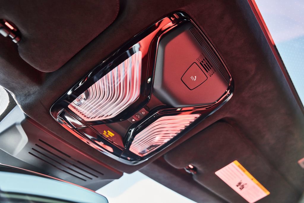 Used 2026 BMW X6 M Competition w/ Executive Package image 82