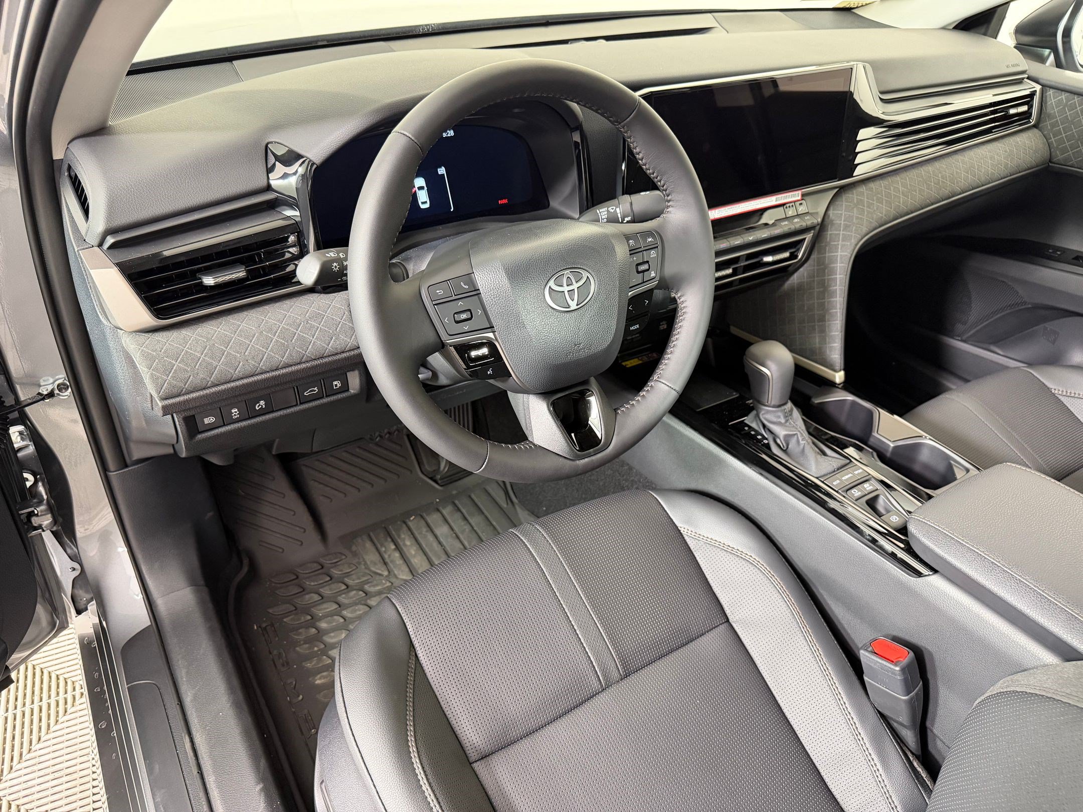 New 2026 Toyota Camry XLE FWD image 4