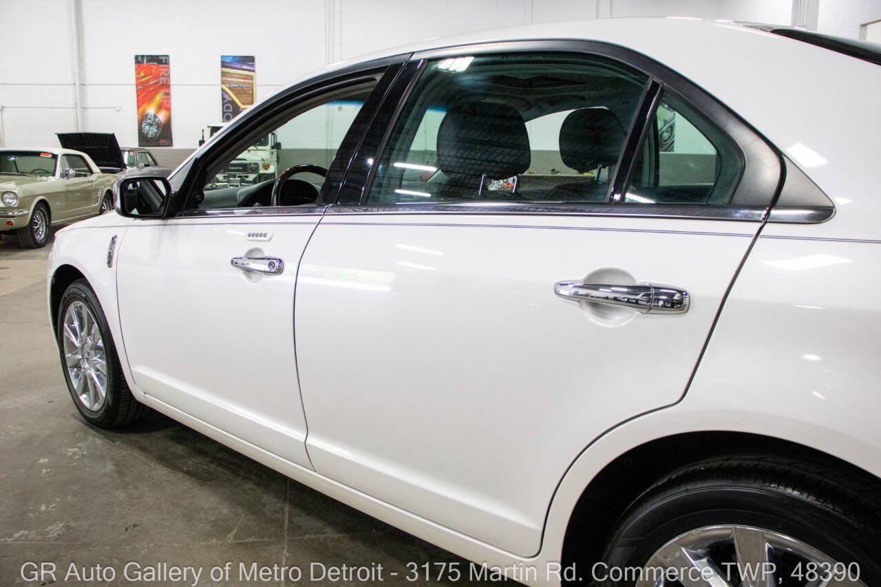 Used 2012 Lincoln MKZ FWD image 22