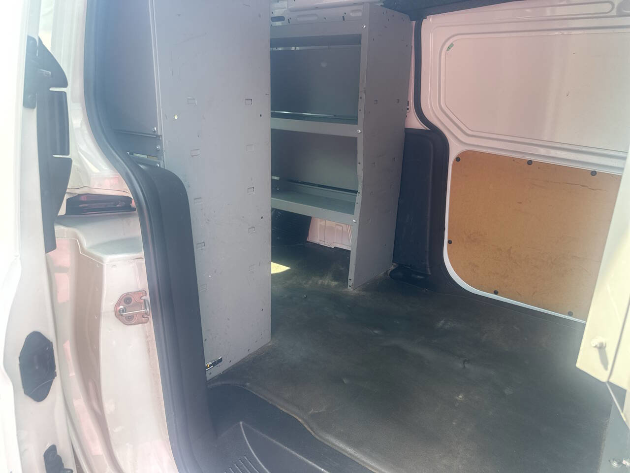 Used 2015 Ford Transit Connect XL image 40