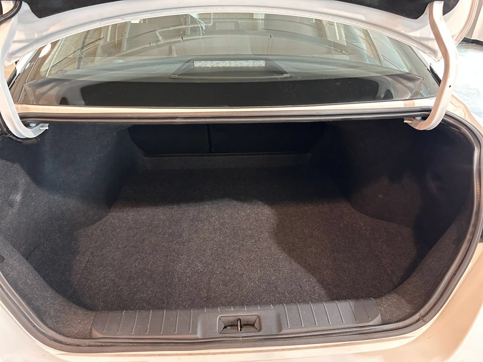 Used 2025 Nissan Sentra S FWD image 30