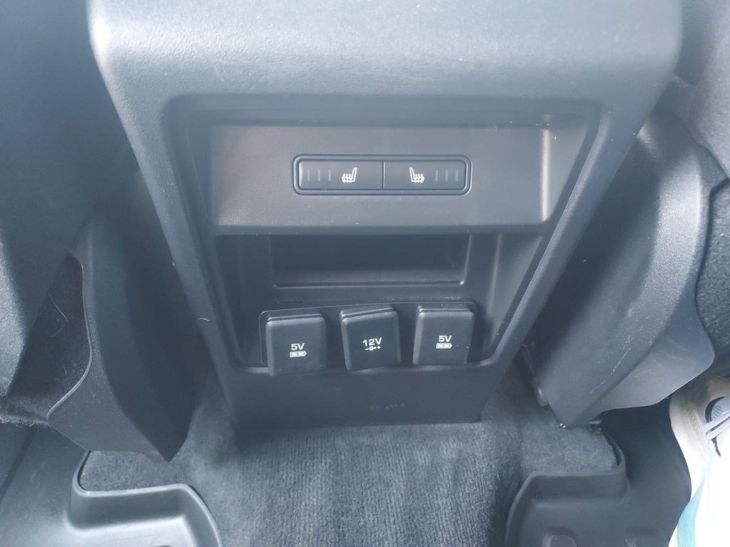 Used 2018 Land Rover Discovery Sport SE AWD/4WD image 11