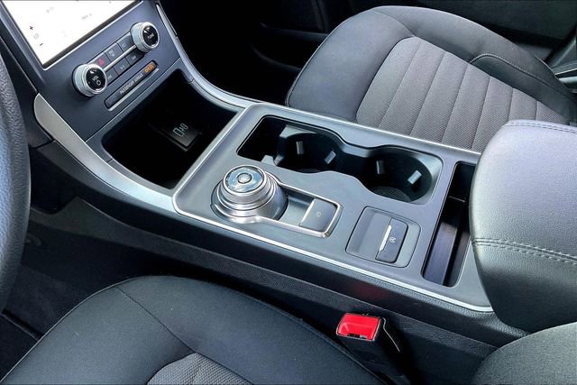 Used 2022 Ford Edge SE image 13