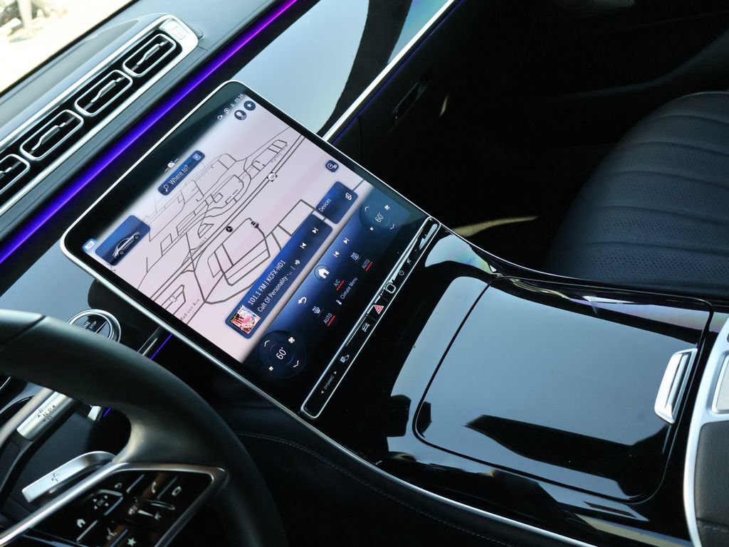 Certified 2022 Mercedes-Benz S 500 4MATIC image 21