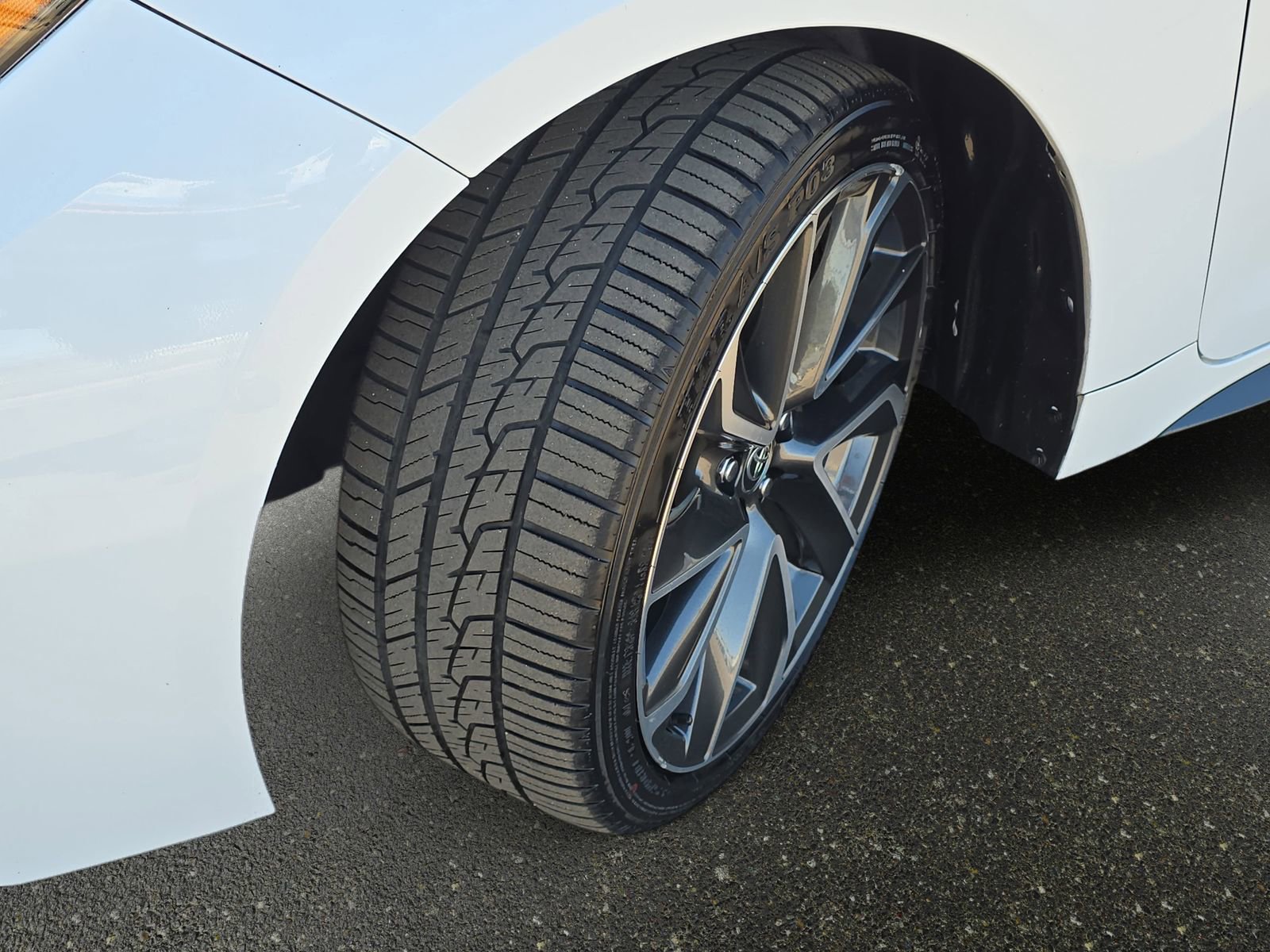 Used 2020 Toyota Corolla SE FWD image 31