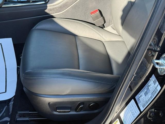 Used 2025 MAZDA CX-30 AWD 2.5 S w/ Preferred Package image 18