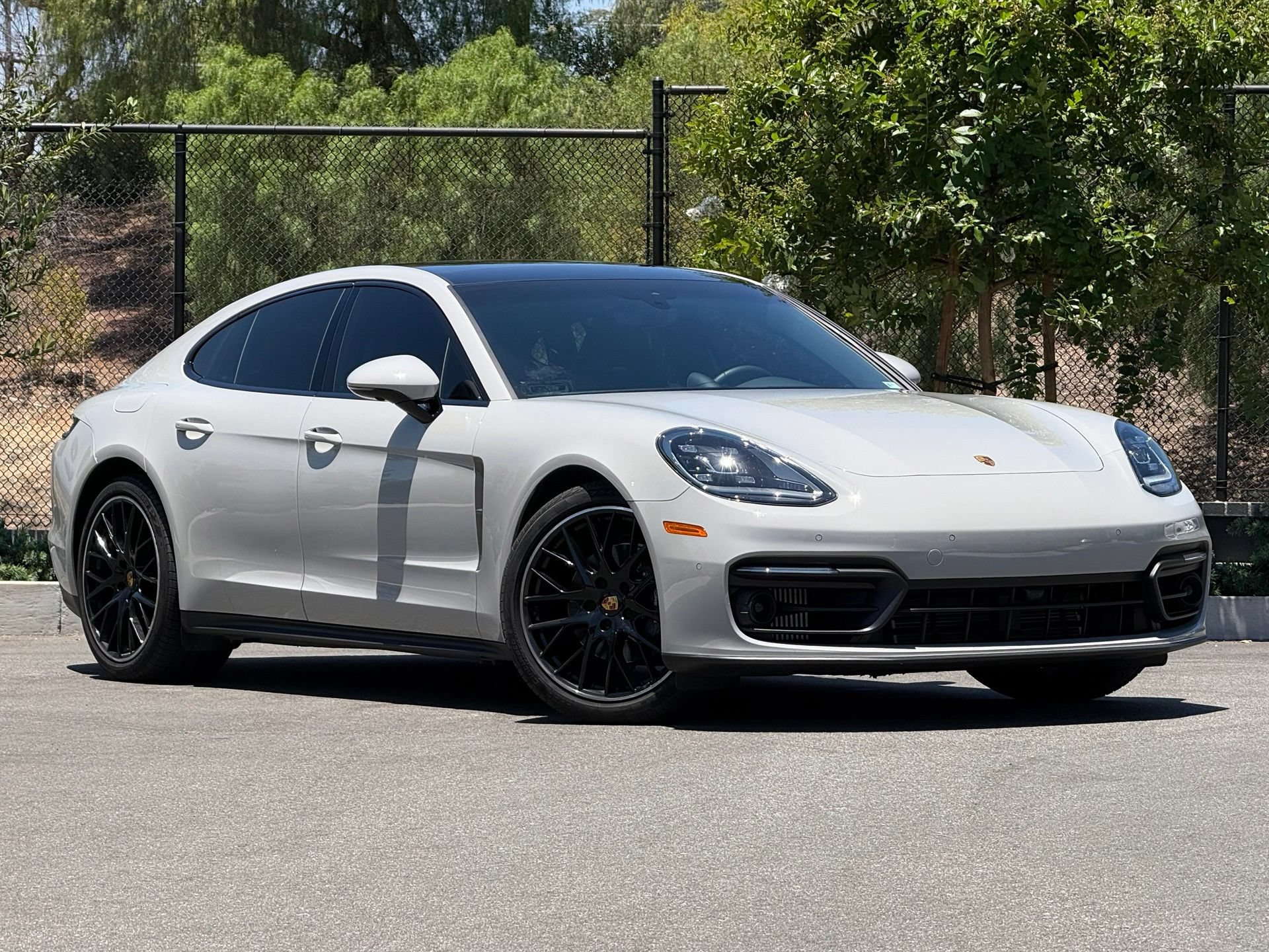 Certified 2023 Porsche Panamera Platinum Edition RWD image 9