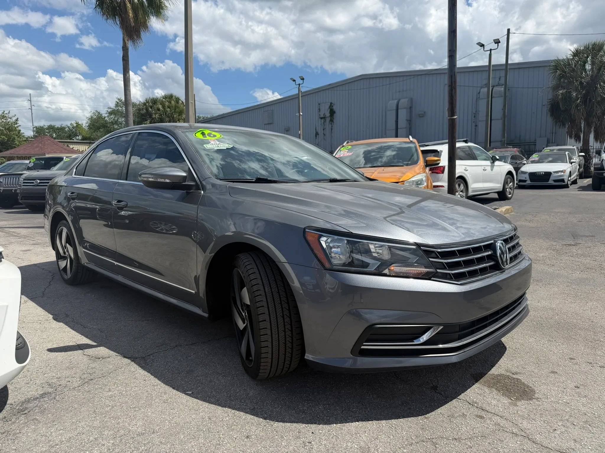 Used 2016 Volkswagen Passat 1.8T S FWD image 3