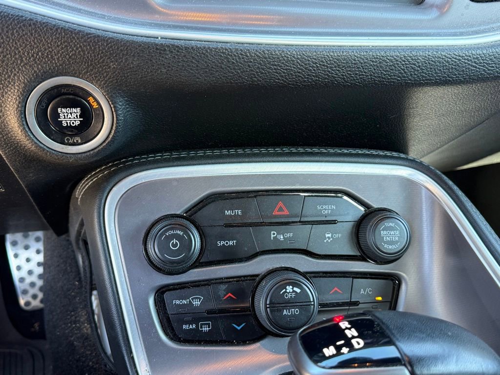 Used 2022 Dodge Challenger R/T RWD image 22