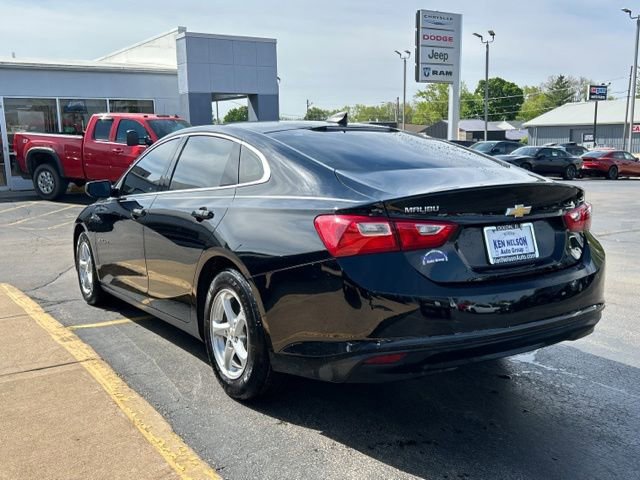 Used 2017 Chevrolet Malibu LS FWD image 6