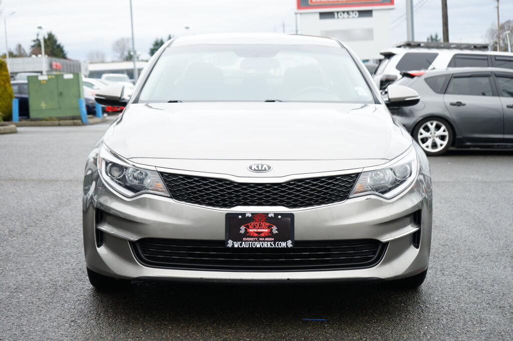 Used 2017 Kia Optima LX image 8