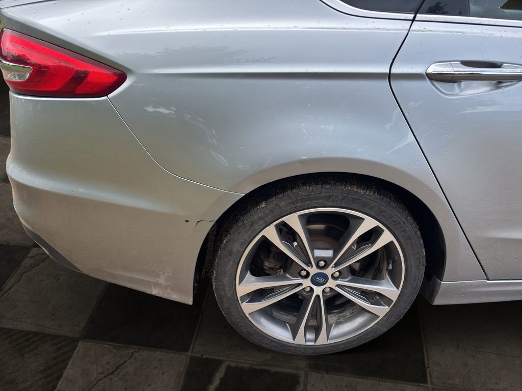 Used 2020 Ford Fusion Titanium AWD/4WD image 37