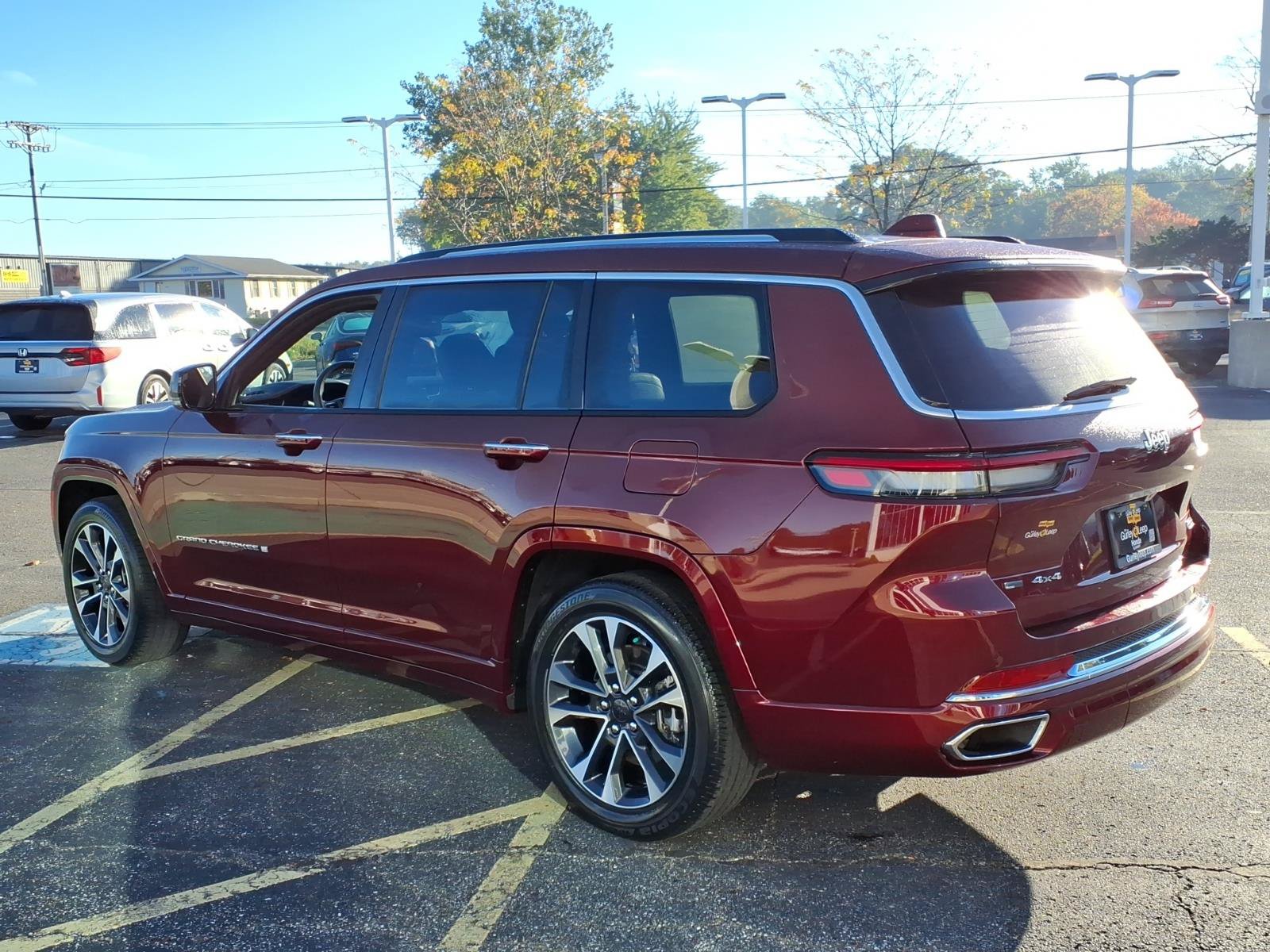 Used 2023 Jeep Grand Cherokee L Overland AWD/4WD image 11