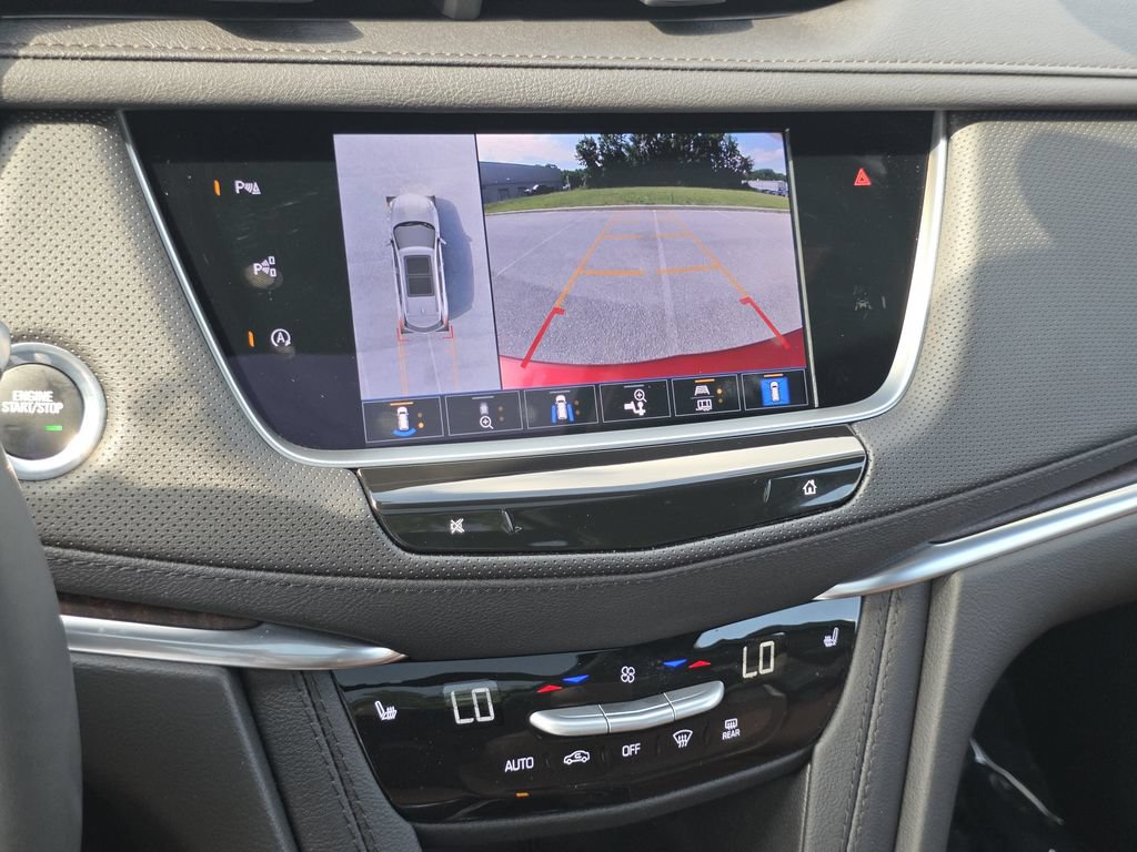 Used 2025 Cadillac XT5 Premium Luxury w/ Technology Package AWD/4WD image 13