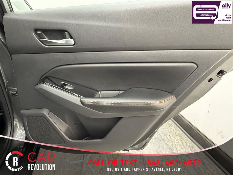 Used 2023 Nissan Altima 2.5 SR FWD image 29