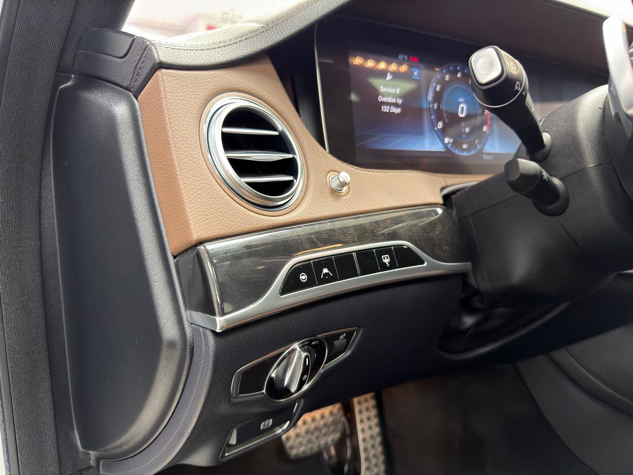 Used 2018 Mercedes-Benz S 560 4MATIC Sedan image 16