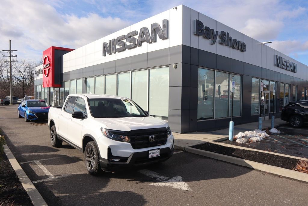 Used 2024 Honda Ridgeline Sport image 1