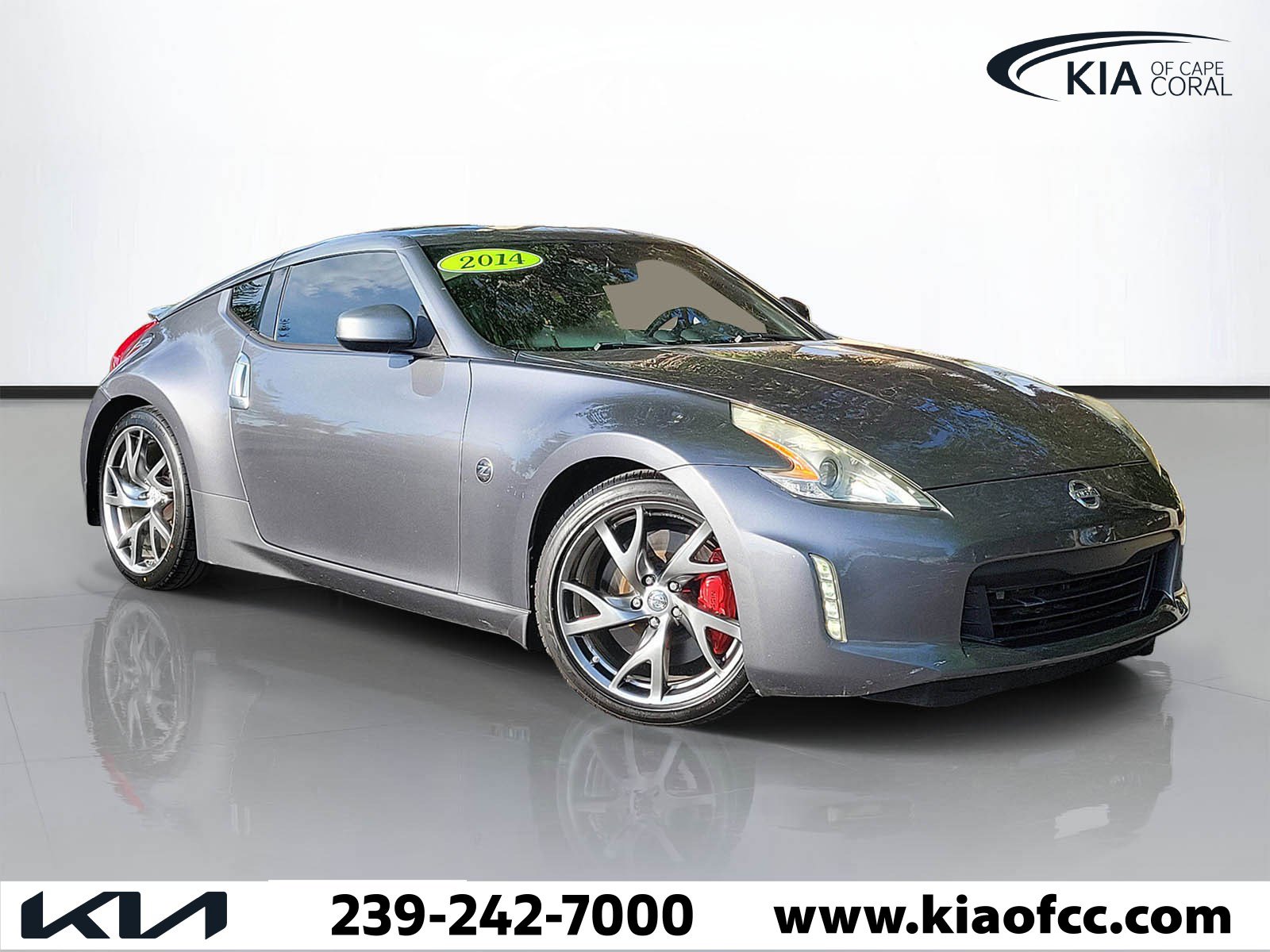 Used 2014 Nissan 370Z Touring w/ Sport Package RWD image 1