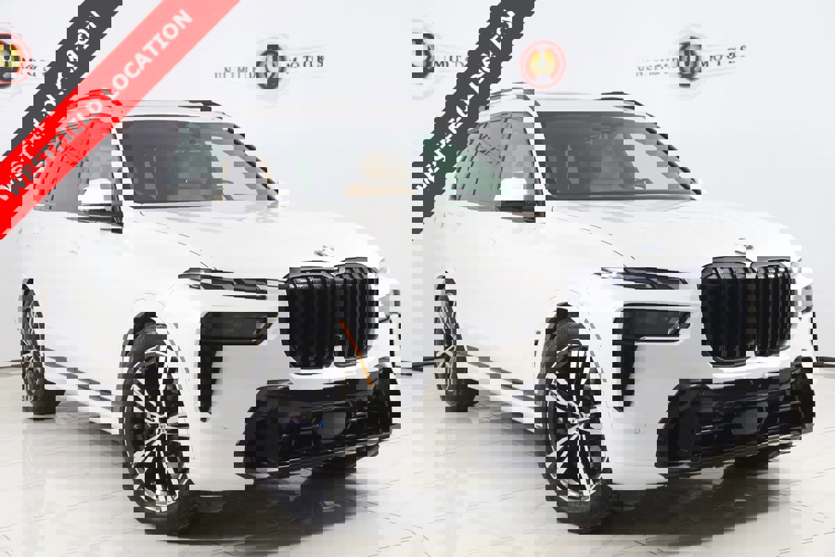 Used 2023 BMW X7 xDrive40i w/ M Sport Package image 1