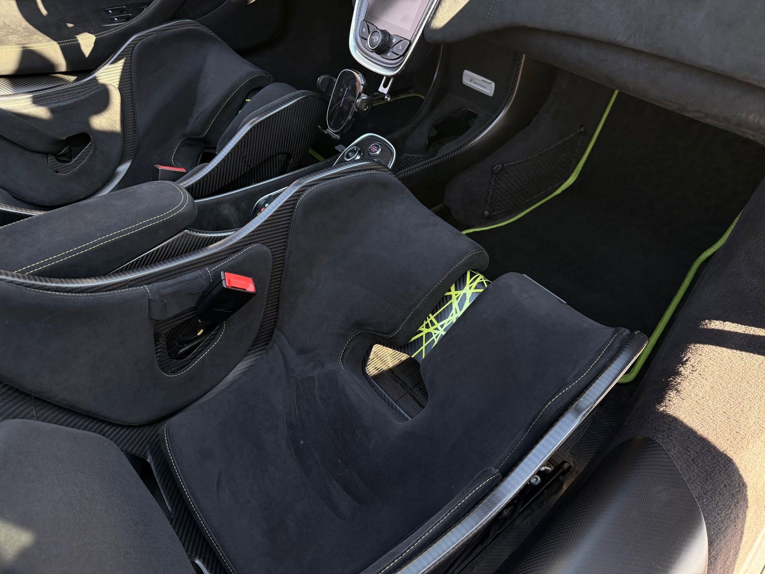 Used 2020 McLaren 600LT Spider image 28