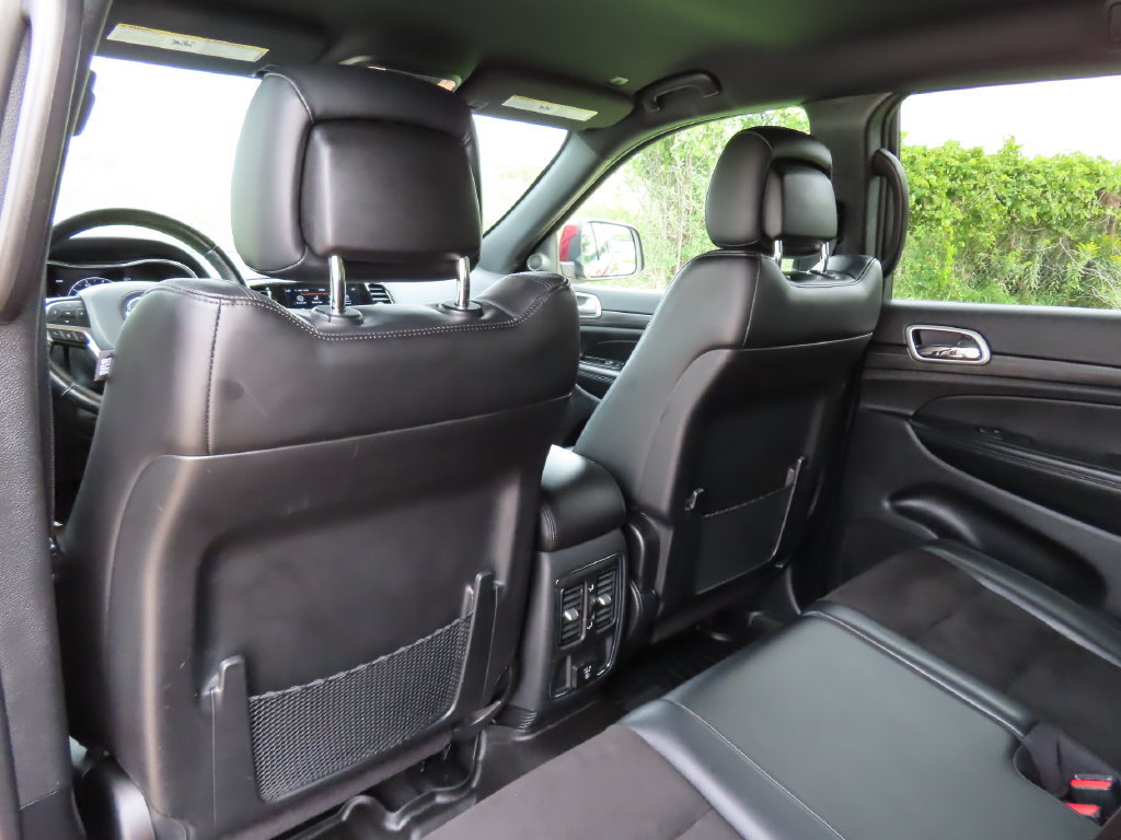 Used 2022 Jeep Grand Cherokee Laredo X AWD/4WD image 29
