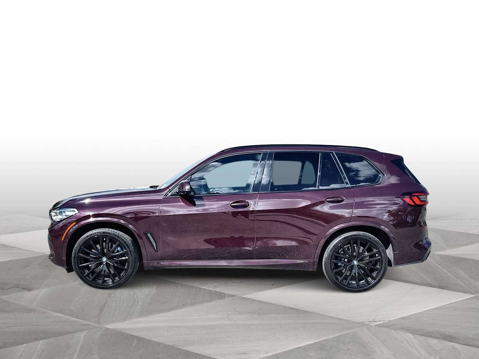 Used 2022 BMW X5 M50i w/ Executive Package AWD/4WD image 5