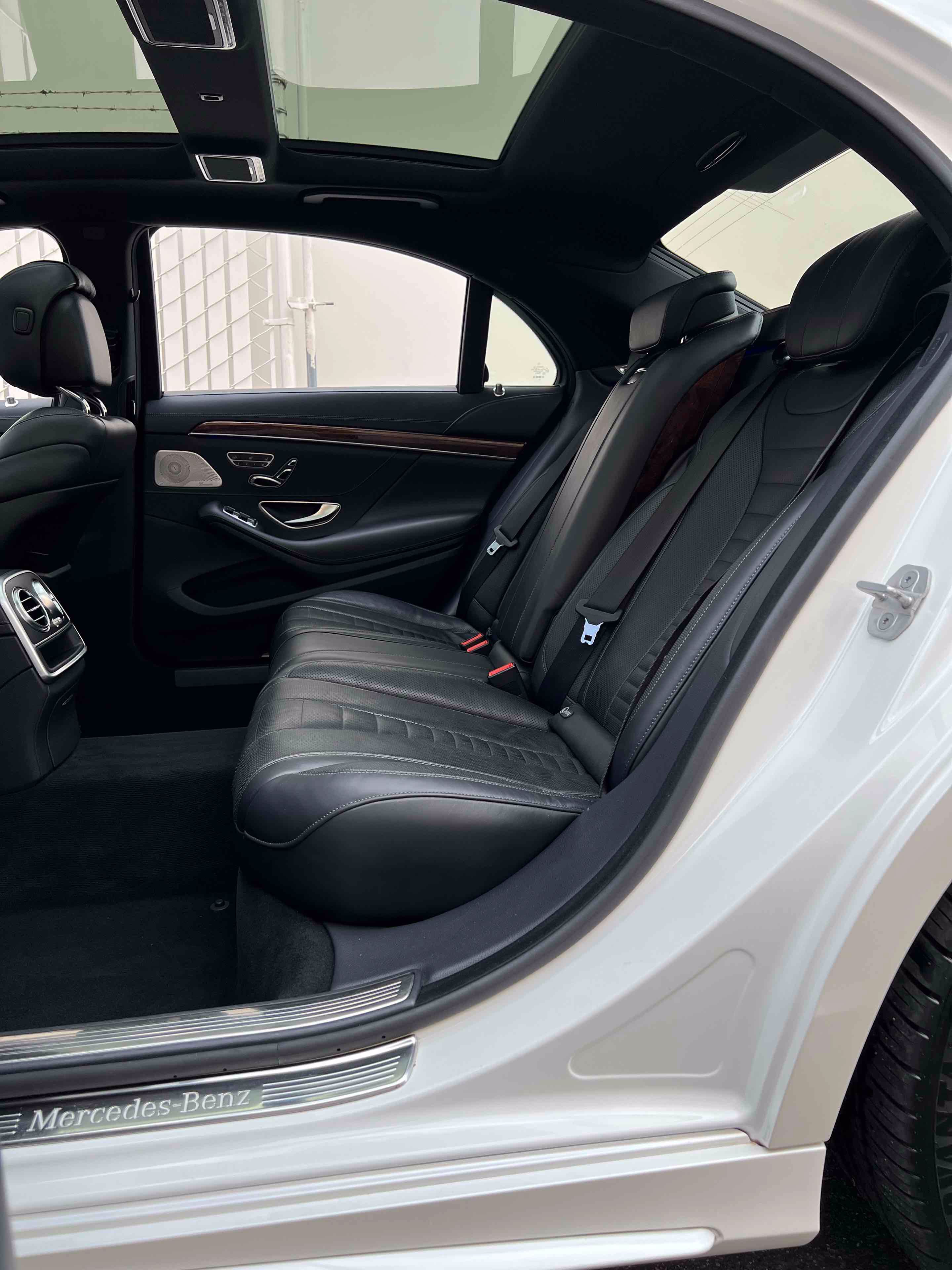 Used 2015 Mercedes-Benz S 550 Sedan image 30