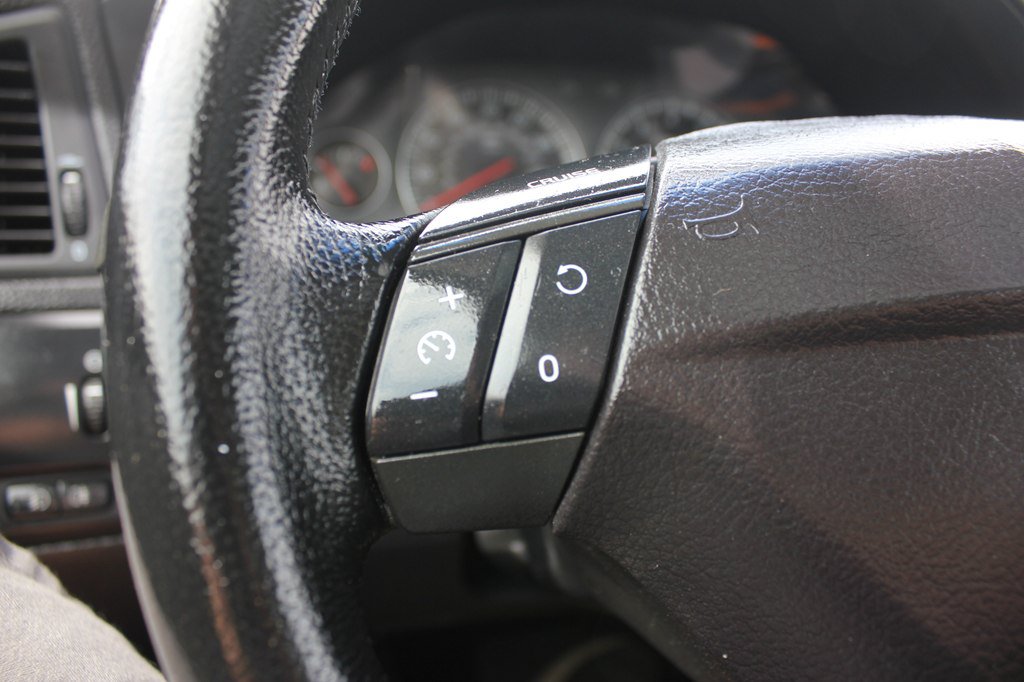 Used 2006 Volvo S60 2.5T FWD image 12