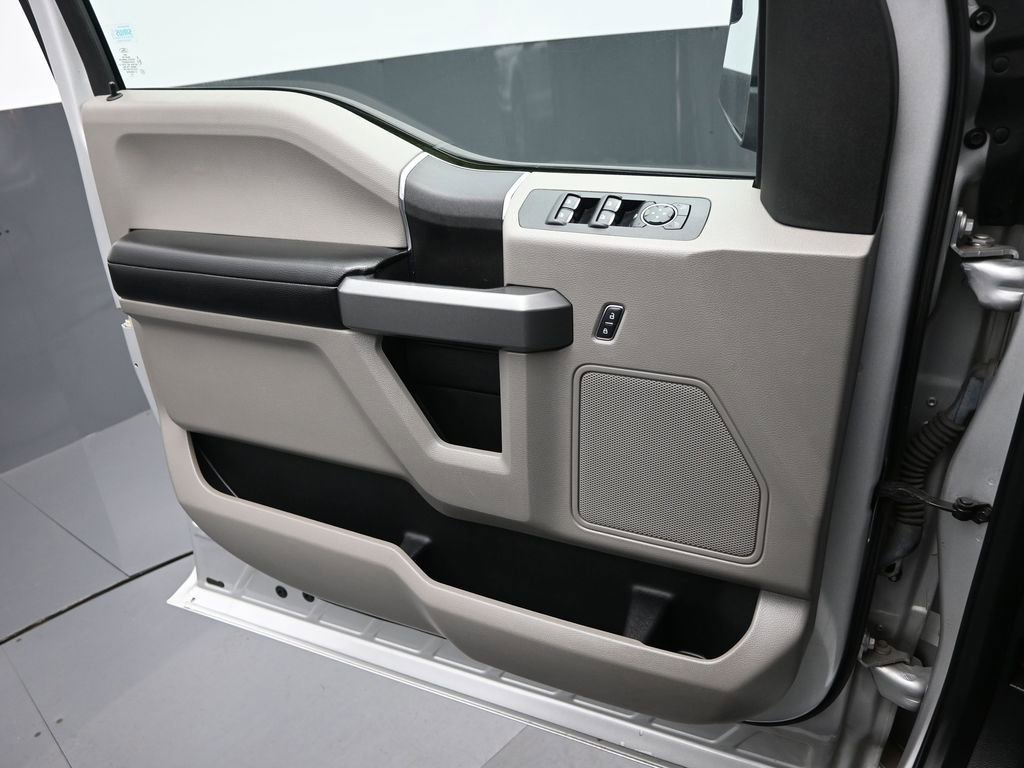 Used 2017 Ford F150 XLT image 14