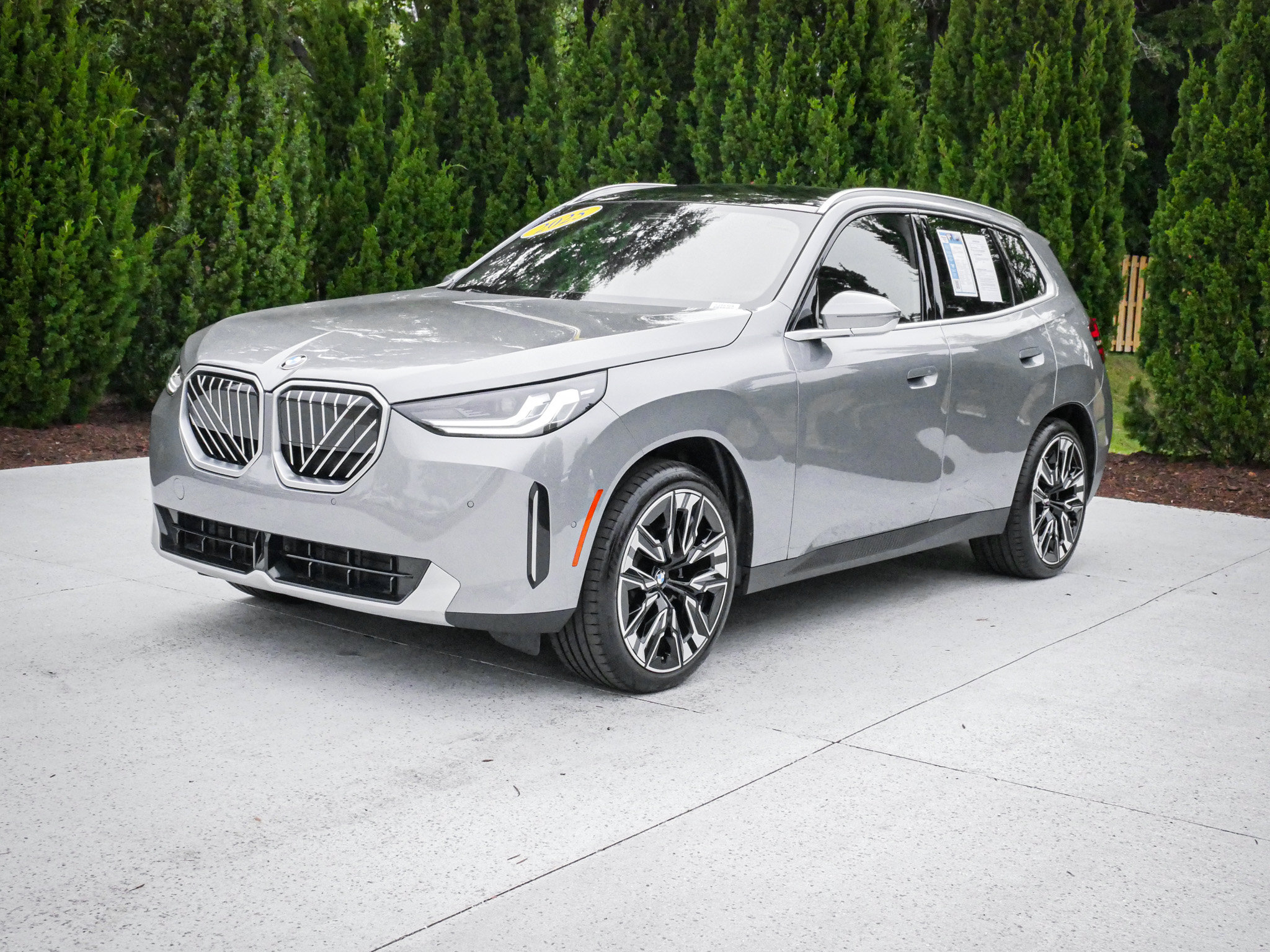 Used 2025 BMW X3 xDrive30i w/ Convenience Package AWD/4WD image 5