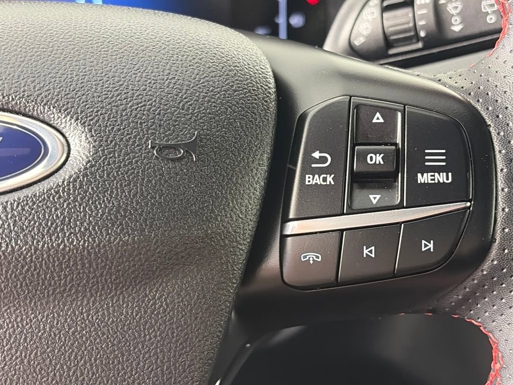 Certified 2025 Ford Escape ST-Line Select image 18