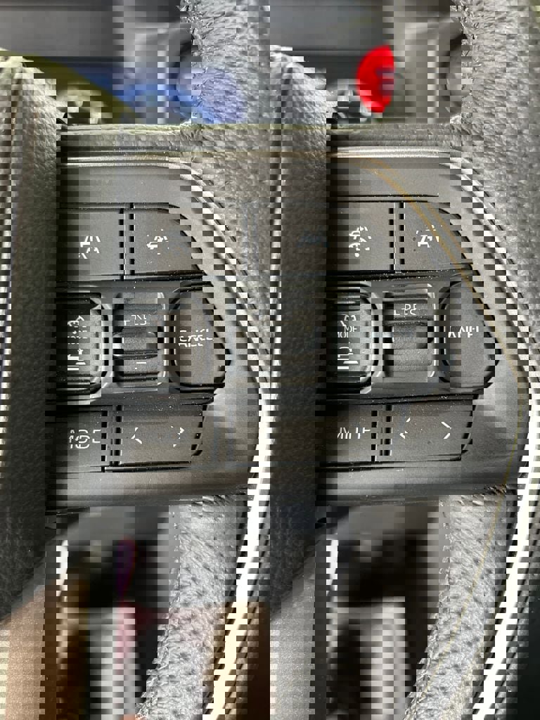 Used 2025 Toyota Tacoma TRD Off-Road w/ TRD Off Road Premium Package image 12