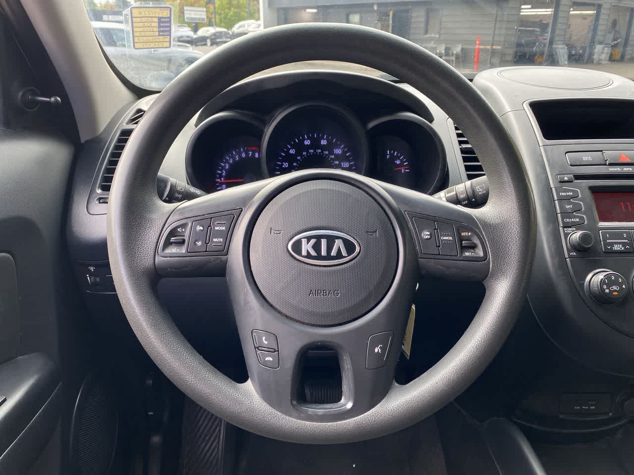 Used 2012 Kia Soul FWD image 20