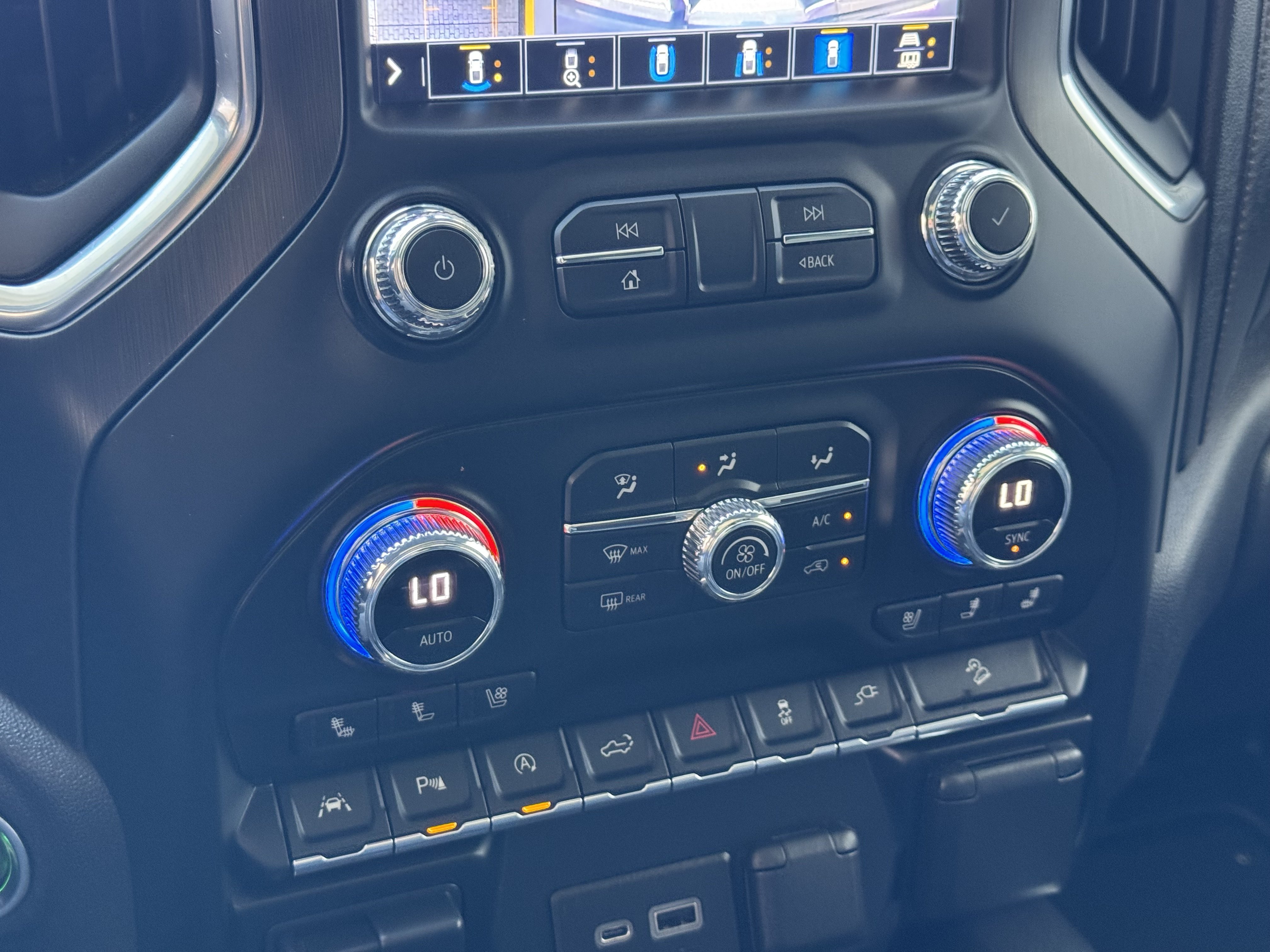 Used 2021 GMC Sierra 1500 AT4 w/ AT4 Value Package AWD/4WD image 29