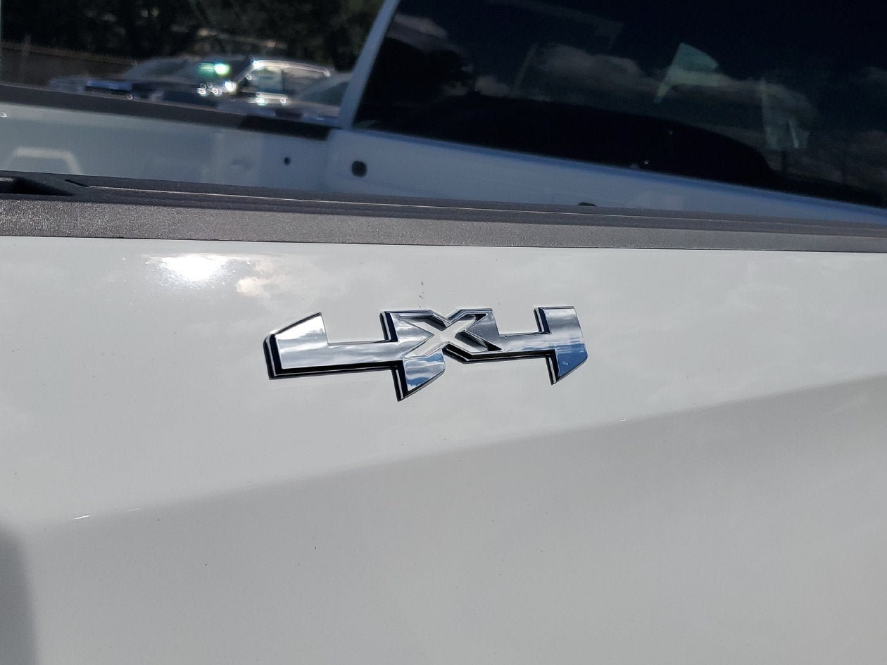 New 2026 GMC Sierra 1500 Pro w/ Graphite Edition AWD/4WD image 8