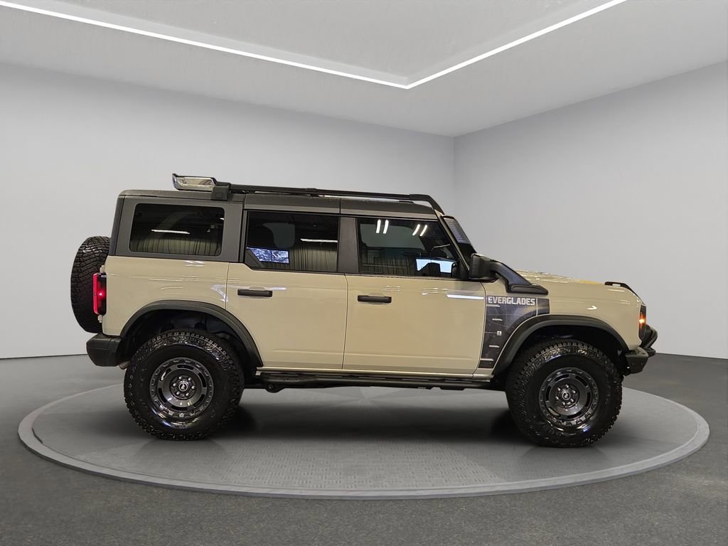 Used 2022 Ford Bronco Everglades AWD/4WD image 7