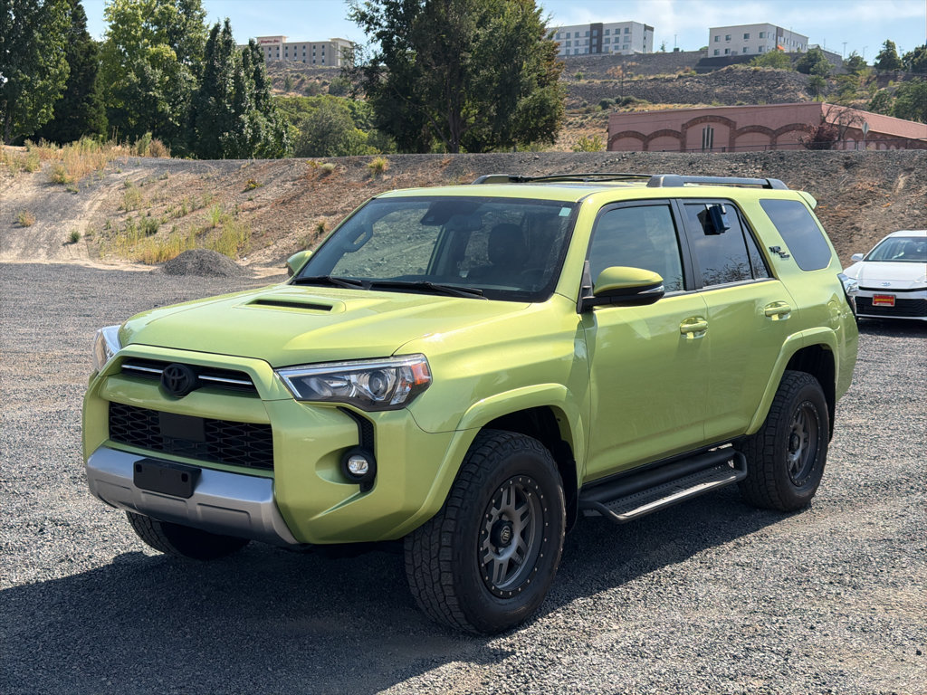 Certified 2023 Toyota 4Runner TRD Off-Road Premium w/ Moonroof Package AWD/4WD image 7